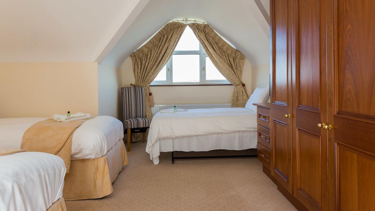 Bethel Guesthouse Росс-Карбери Экстерьер фото
